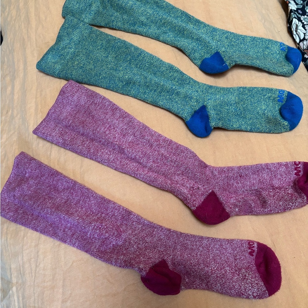 Wellow Bamboo Compression Socks. Barely worn up to women’s size 9.